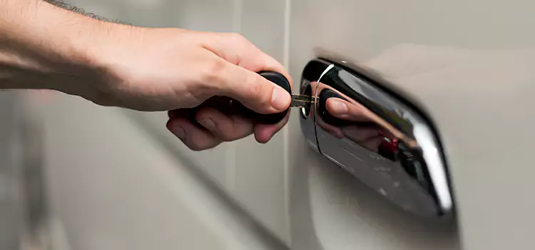 Why Choose Our Auto Locksmith Team in Vero Beach South, FL?