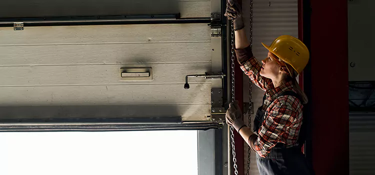 Addressing Common Garage Door Stoppage Issues in Vero Beach South, FL