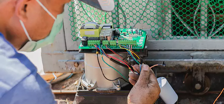 Electric Gate Motor Replacement in Vero Beach South, FL